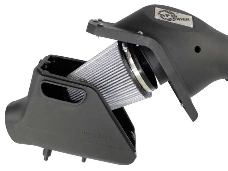 Magnum FORCE Stage-2 Si Pro DRY S Air Intake System 51-81262